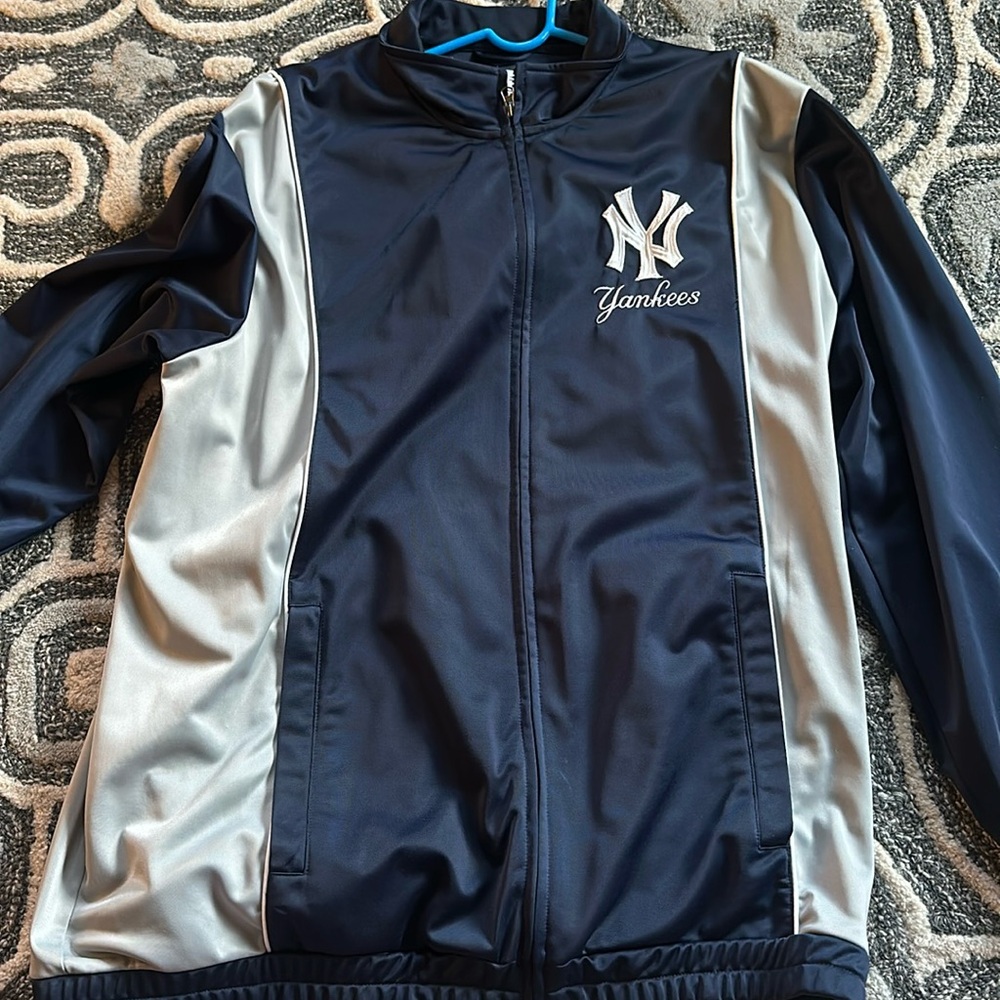 Yankees zip up coat